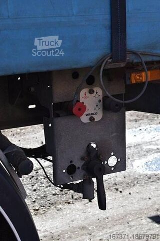 Strana so závesom NORDIC SAF disc | Galvanised chassis | Anti theft tilts