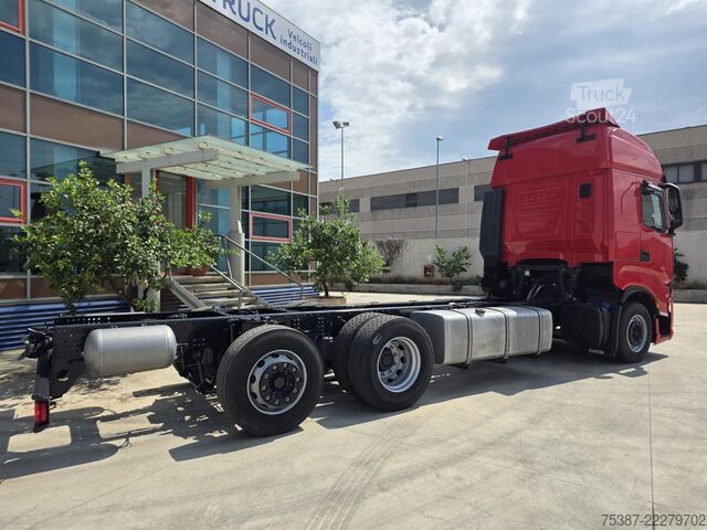 шаси на камион IVECO 260S51