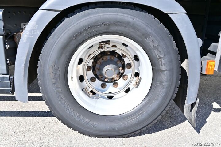 Drikkevare-lastebil Scania P340  E3 Alu-Latten LBW AHK Alufelgen Blatt Luft