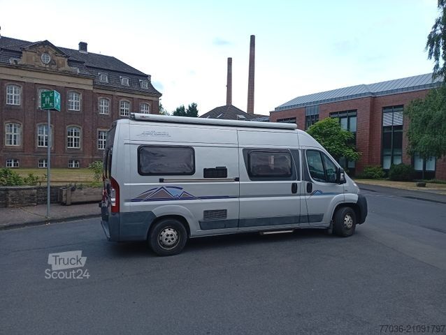 Autocaravana PÖSSL WIN 2,160 PS,Klim Automatik,Luftfahrw.2,5toKuppl