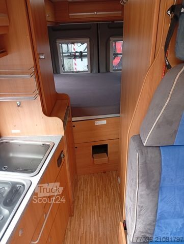 Autocaravana PÖSSL WIN 2,160 PS,Klim Automatik,Luftfahrw.2,5toKuppl