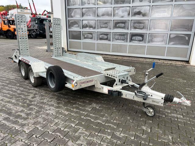 Carregador baixo Brian James Cargo Digger Plant 2 / Länge 3.700mm / 3.500kg