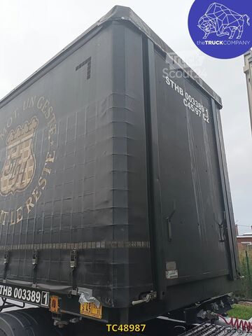 Sliding tarpaulins Hoet Trailers 