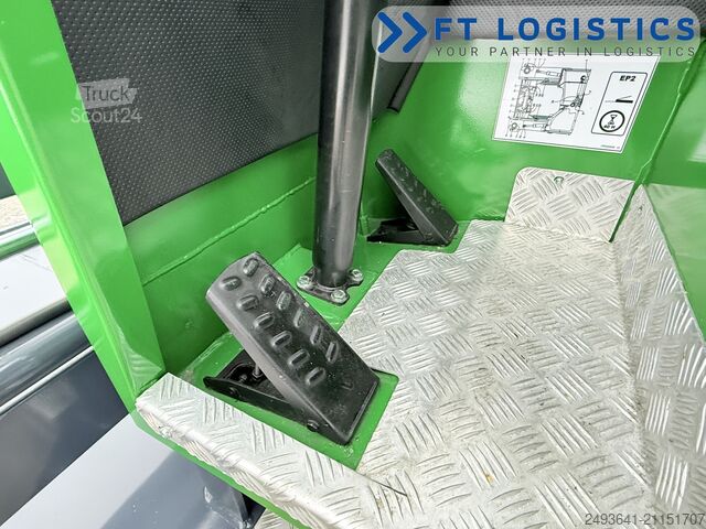 Chariot élévateur multidirectionnel Combilift C3000 DIESEL WIDE FORK POSITIONER DUPLEX