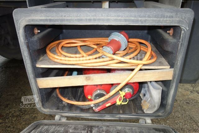 Rashladna poluprikolica Kranenburg Kühl Sattel Zwangsgelenkt