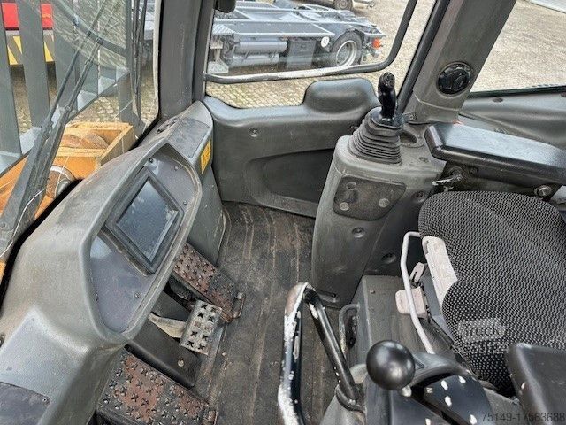 Walsmachine LIEBHERR LR 636, Laderaupe, 4+1 Schaufel, Klima, Kamera