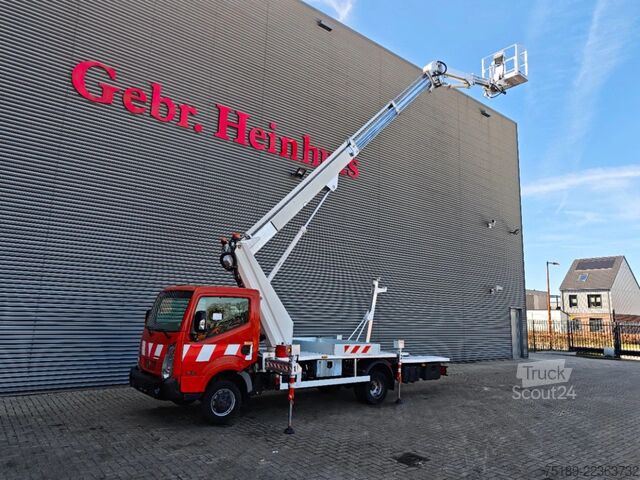 Plate-forme de levage Nissan Cabstar 35.12 NT400 Multitel MJ201