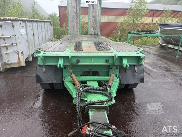  Istrail 3 akslet machine trailer with hydraulic ramps
