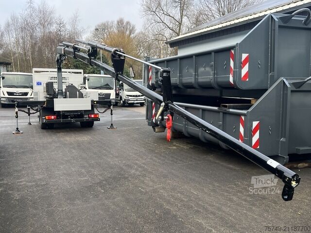 Pick-up bestelwagen Fuso 6S15 Pritsche 2.8m Heckkran 4xhydr+1xman. Funk!