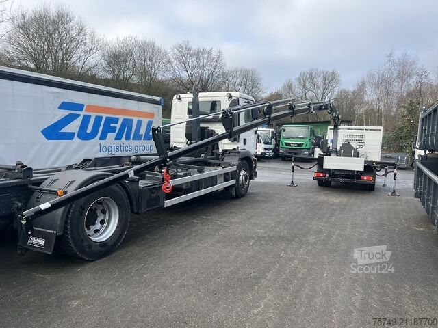 Pick-up bestelwagen Fuso 6S15 Pritsche 2.8m Heckkran 4xhydr+1xman. Funk!