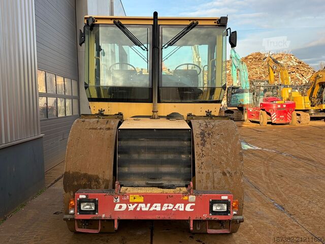 Single roller Dynapac CS142