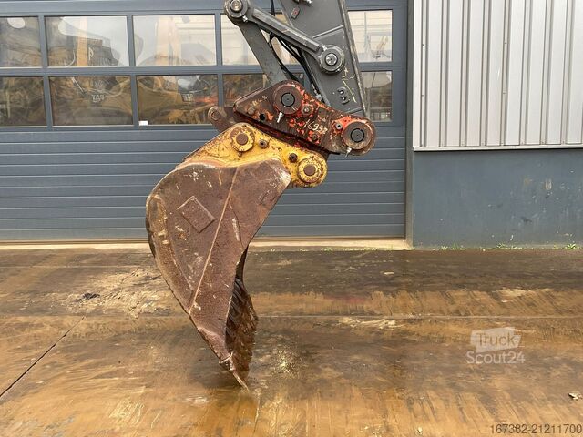 Rupsgraafmachine Volvo EC160ENL