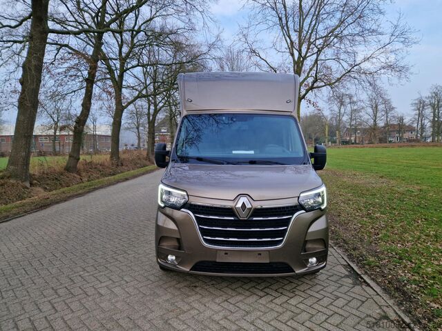 Horse transportation Renault Master MTM S3 paardenwagen Pro-Safety uitvoerin...