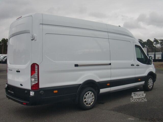 Ploščati dostavnik Ford Transit Trend 350 L4H3 Parktronic