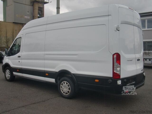 Ploščati dostavnik Ford Transit Trend 350 L4H3 Parktronic