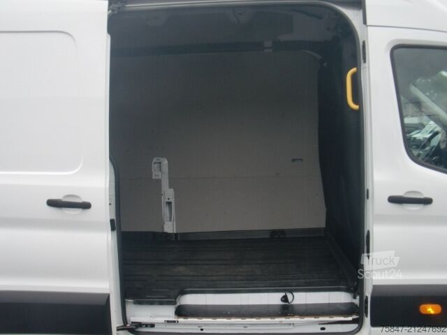 Ploščati dostavnik Ford Transit Trend 350 L4H3 Parktronic