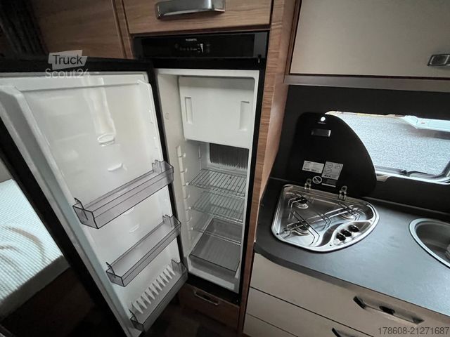 Husvagn WEINSBERG CaraOne 480 QDK, Stockbett, 1,5to., Luftvorzelt