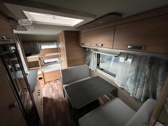 Husvagn WEINSBERG CaraOne 480 QDK, Stockbett, 1,5to., Luftvorzelt