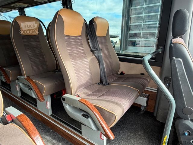 Minibus MERCEDES-BENZ Sprinter 519 - EEV
