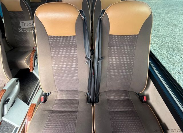 Minibus MERCEDES-BENZ Sprinter 519 - EEV