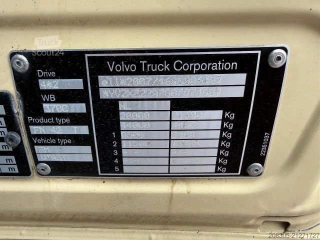 Standard tractor unit VOLVO FM 410 4X2 EURO6 HYDRAULICS TOPCONDITION!!!