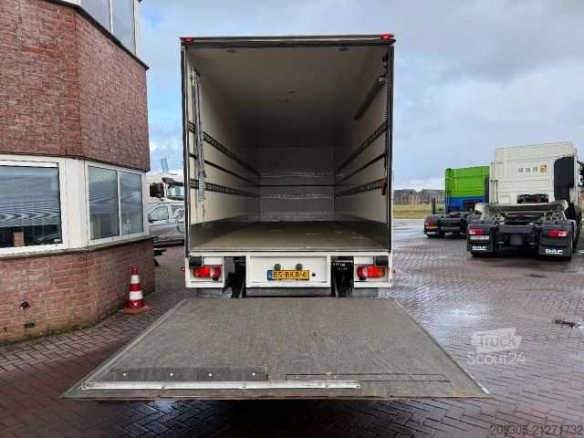 Box truck MAN TGM 12.250 4X2 ISOKOFFER (8.65M) MIT 2T LBW