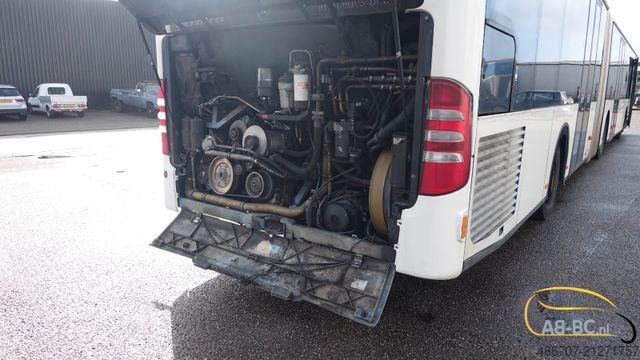 Autobús articulado MERCEDES-BENZ Citaro O 530 G 45+1 Sitze