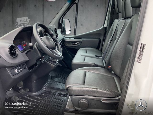 Pick-up van Mercedes-Benz Sprinter Pritsche 314 CDI Auflieger mit Kran