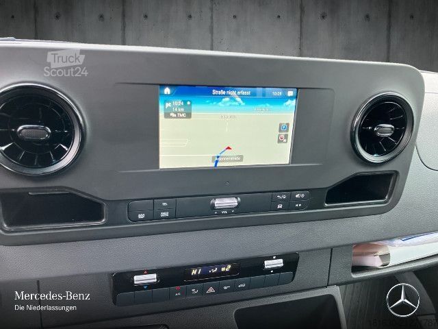 Pick-up van Mercedes-Benz Sprinter Pritsche 314 CDI Auflieger mit Kran