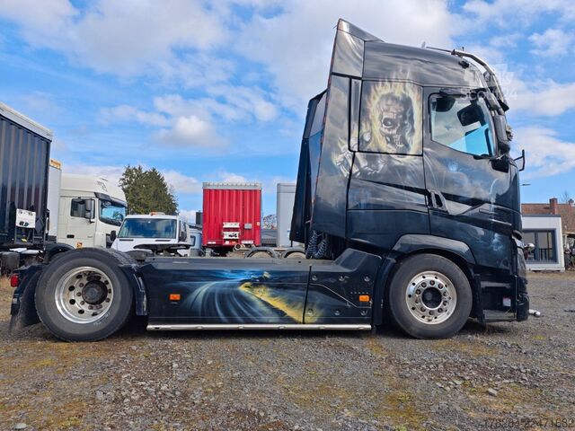 Standard dragbil RENAULT T520 High Edition Show Truck Vollausstatt.