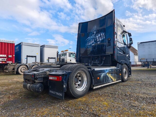 Standard dragbil RENAULT T520 High Edition Show Truck Vollausstatt.