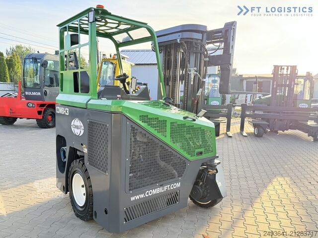 Wózek widłowy czterokierunkowy Combilift CB4000 GAS TRIPLEX 5200 POSITIONER