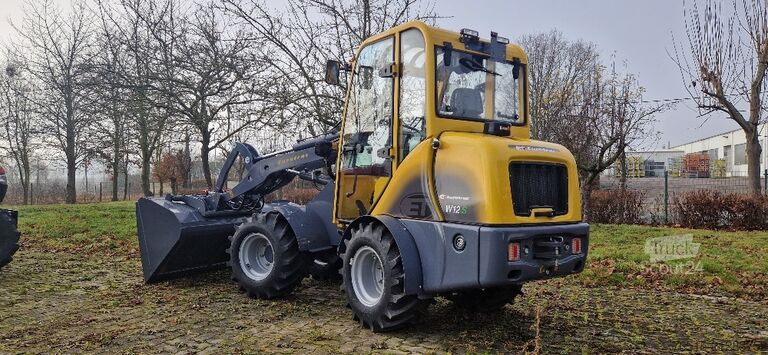 Yard loader Eurotrac W12C-S 26 PS Hoflader Kabine EURO