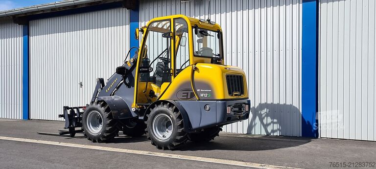 Yard loader Eurotrac W12C-S 26 PS Hoflader Kabine EURO