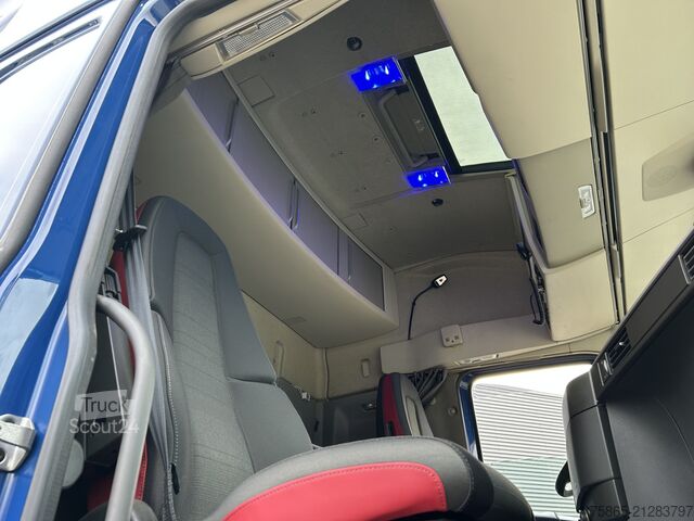 Estándar-SZM Volvo FH 460 Globetrotter / Dynamic Steering / 2 Tank...