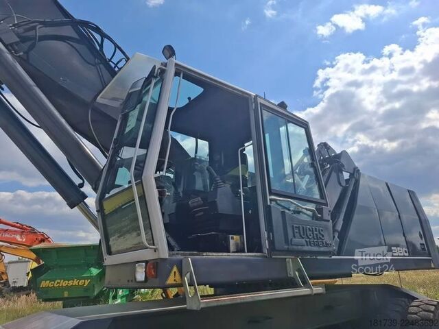 Екскаватор для перевалки Terex-Fuchs MHL 380 material handling excavator