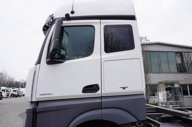 BDF / sürüş dersleri için Mercedes-Benz Actros 2540 6x2 / 40 tho. km! / 5-seater