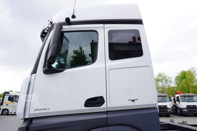 BDF / sürüş dersleri için Mercedes-Benz Actros 2540 6x2 / 80 tho. km! / 5-seater