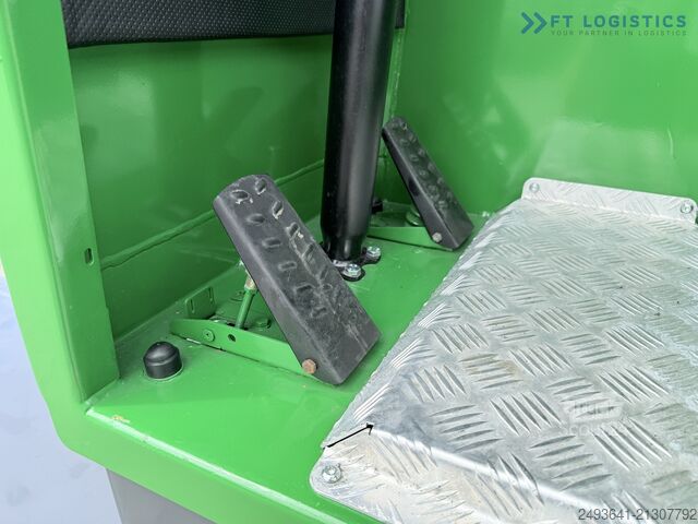 Chariot élévateur multidirectionnel Combilift C8000 / GAS / DUPLEXX 4700 / FREE LIFT