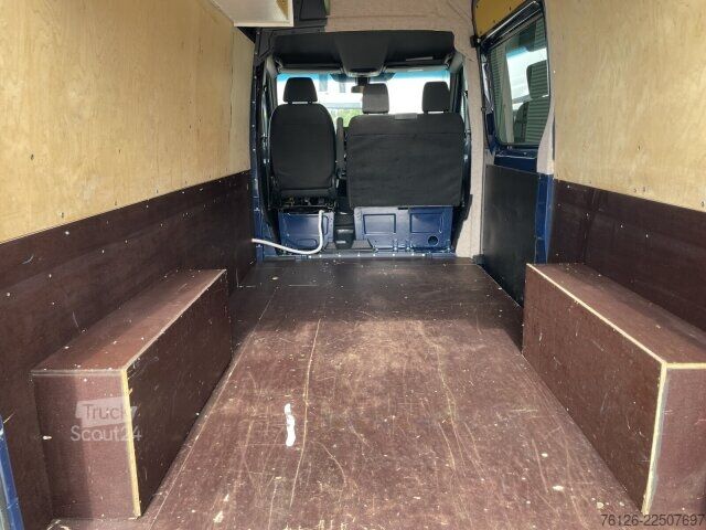 Furgoneta de caja alta Mercedes-Benz Sprinter 211 CDI HD RADIO+LUFTHZG+AHK+KLIMA+FRONT