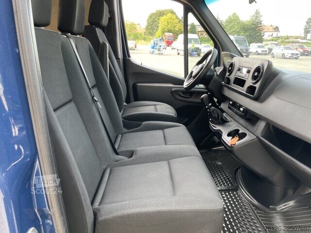 Furgoneta de caja alta Mercedes-Benz Sprinter 211 CDI HD RADIO+LUFTHZG+AHK+KLIMA+FRONT