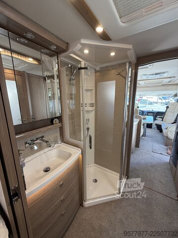 интегриран кемпер Morelo Palace 88 LB