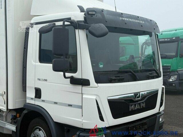 Furgons ar kasti MAN TGL 8.190 Koffer - Schiebeplane rechts