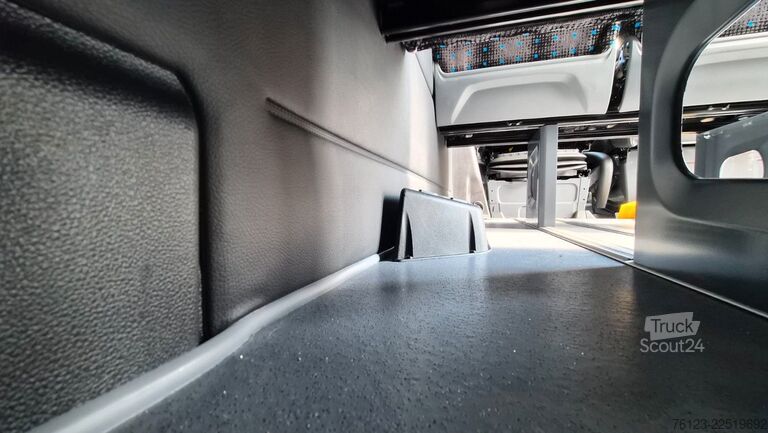 Μίνι λεωφορείο MERCEDES-BENZ 10 x 517 Sprinter Lord Light  22 SS Aktionspreis