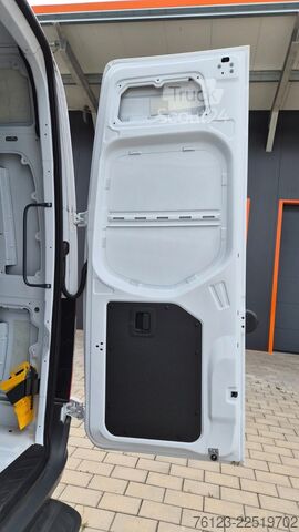 Βαν με ψηλή οροφή MERCEDES-BENZ Sprinter III Kasten  519 CDI RWD 4x 4 Allrad