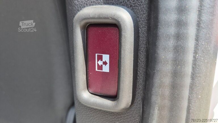 Μίνι λεωφορείο MERCEDES-BENZ Sprinter 315 Stock Mobility 23 Airlineboden Lage