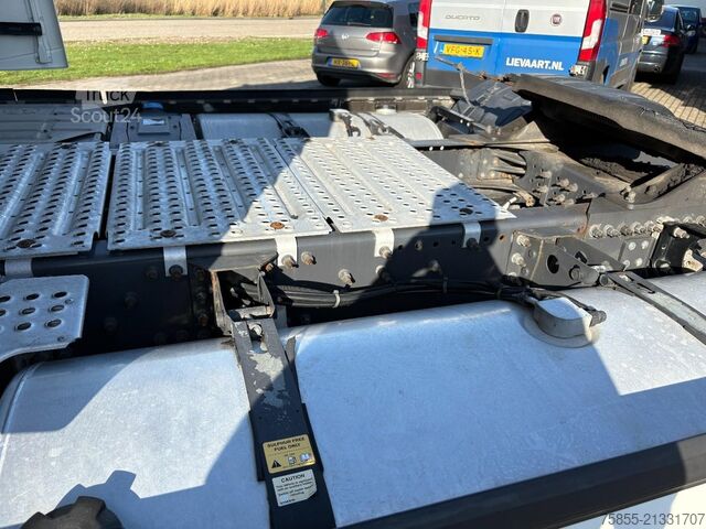 Tracteur standard Volvo FH 420 / ADR / 2 Tanks / NL Truck / 1st Owner/B...