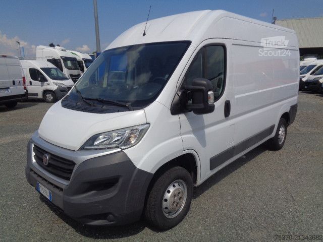Fourgon tôlé Fiat DUCATO 2.3
