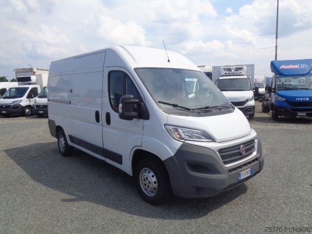 Fourgon tôlé Fiat DUCATO 2.3