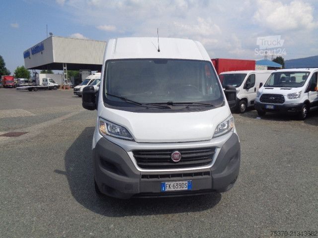 Fourgon tôlé Fiat DUCATO 2.3